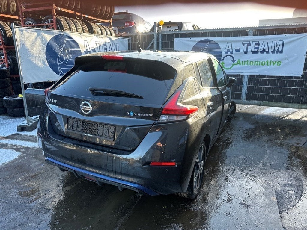 ACHTERLICHT LINKS Nissan Leaf (ZE0) (|265555SH0A|), Gebruikt, Germany@nissan-services.eu, Kronenweg 38
50389  Wesseling, DE, Nissan