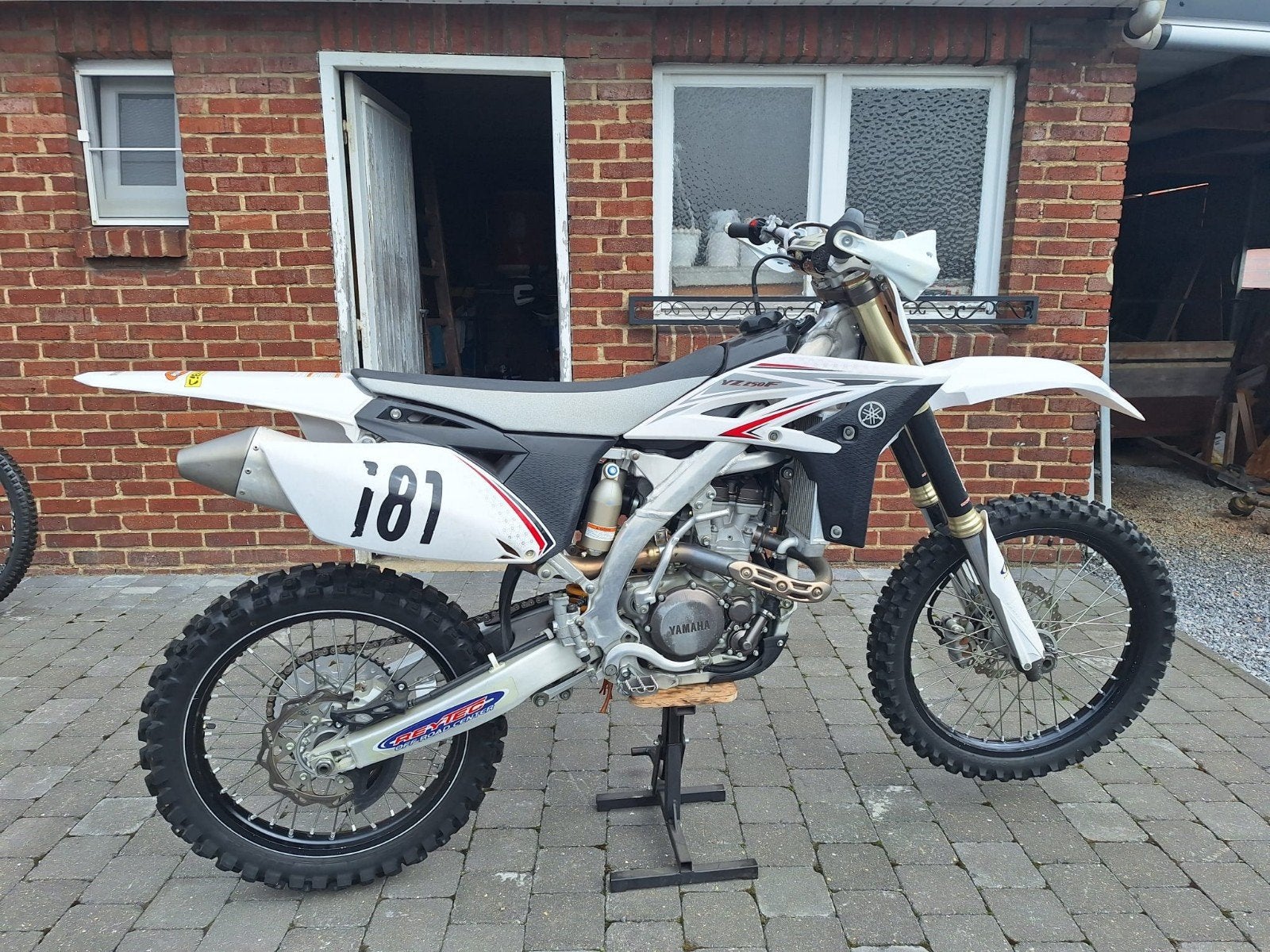 Crossmoto, Motoren, Particulier