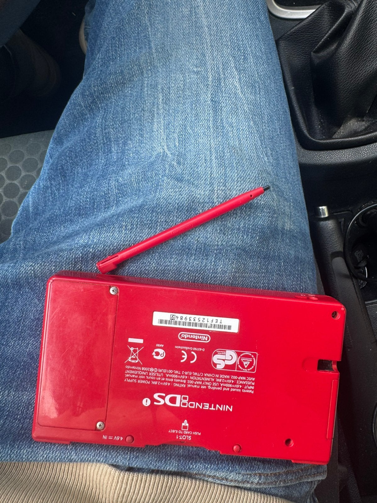 Nintendo DSi Red console (zeer goede staat, zonder oplader), Games en Spelcomputers, Ophalen of Verzenden, Rood, Dsi