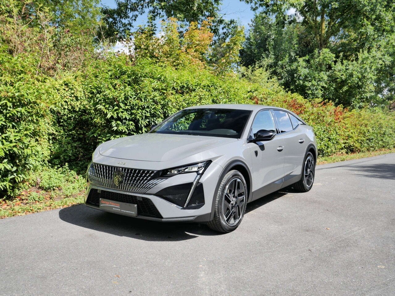 Peugeot 408 GT Hybrid e DCS6 145 PK (bj 2025, automaat), Auto's, Gebruikt, 145 pk, Adaptive Cruise Control, Bedrijf