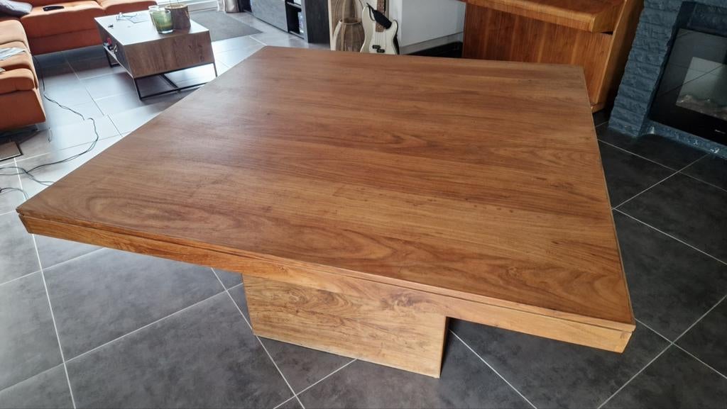 Table carrée en bois 140x140, Enlèvement