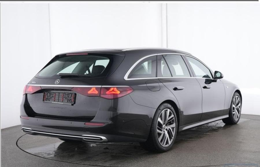 Mercedes-Benz E-klasse 300 e Break Luxury Line | Trekhaak |, Autos, https://public.car-pass.be/vhr/e7cfd719-52e5-461c-b670-f29d801291f5