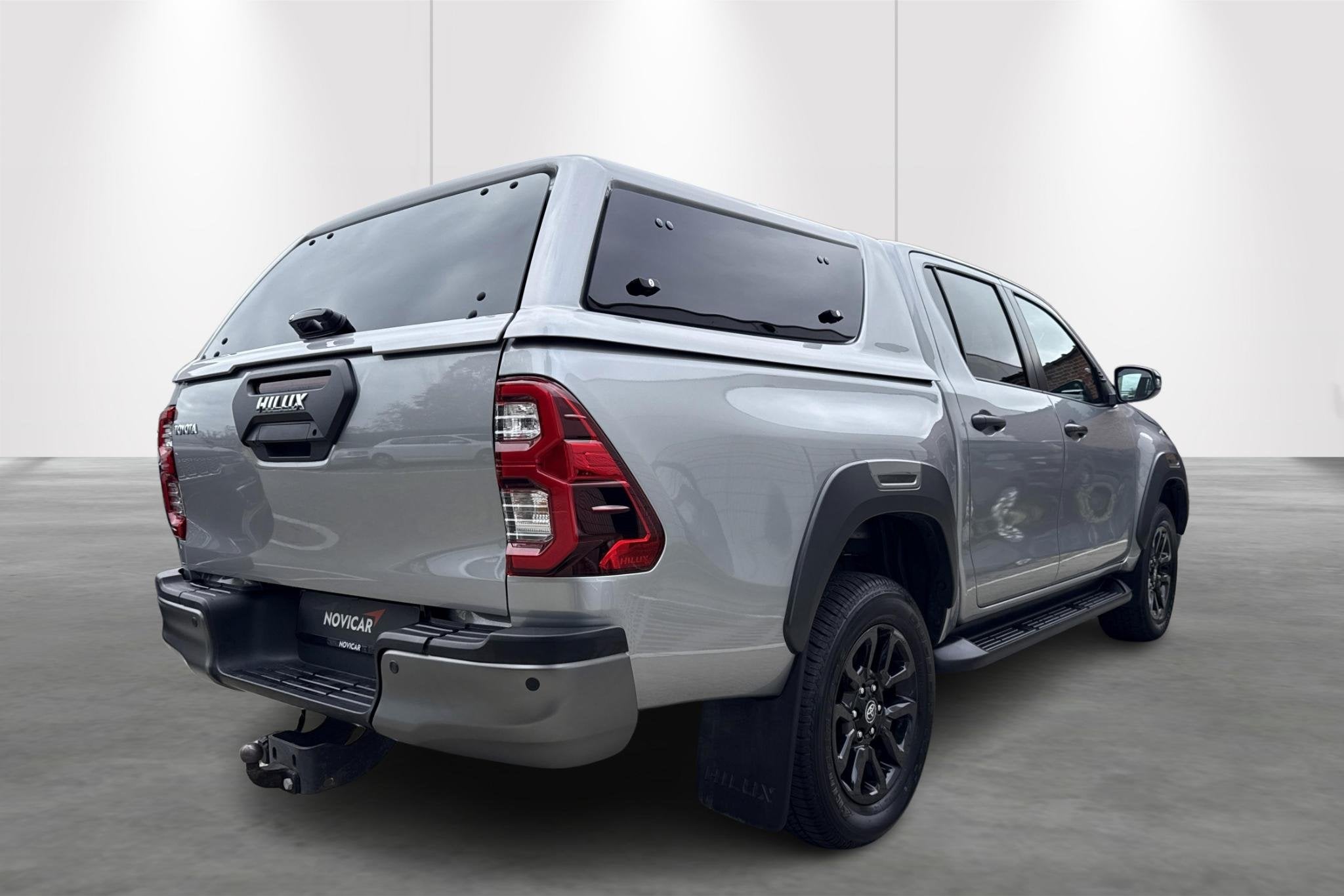 Toyota Hilux 2.8 D-4D Double Cab Aut Invincible BTW-AUTO, Auto's, Automaat, 4 deurs, Stof, Gebruikt