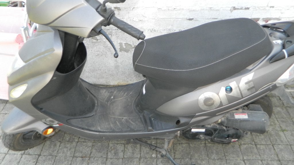neco one classe a fonctionne mais fais un claquement, Vélos & Vélomoteurs, Neco, Utilisé, Classe A (25 km/h), Essence