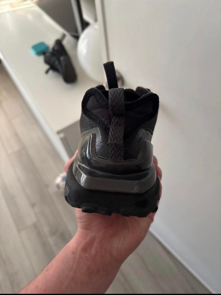Nike react vision, Enlèvement