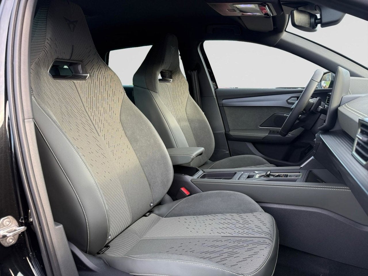 Cupra Leon SW Tribe Edition 1.5 eTSI 150pk DSG 7v Mild Hybri, Autos, Achat, 129 g/km, Leon, Break