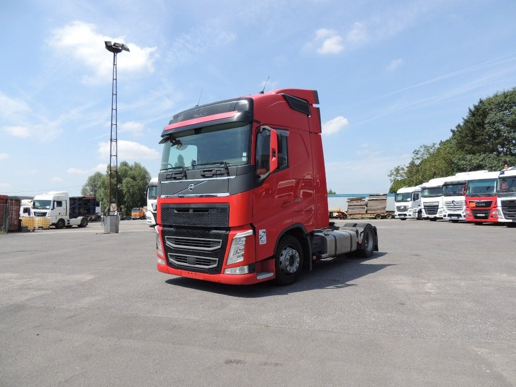 volvo fh 460 globetrotter mega 2018, Autos, Rouge, Euro 6, Entreprise, 2 places