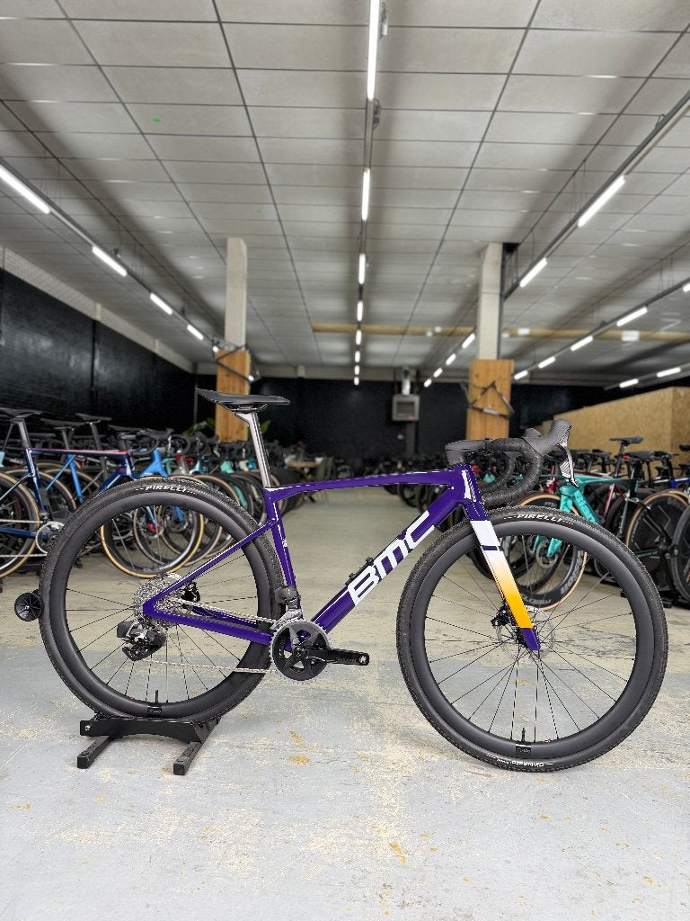 1000km BMC Kaius 01 THREE AXS Gravel Fiets, Ophalen, Zo goed als nieuw