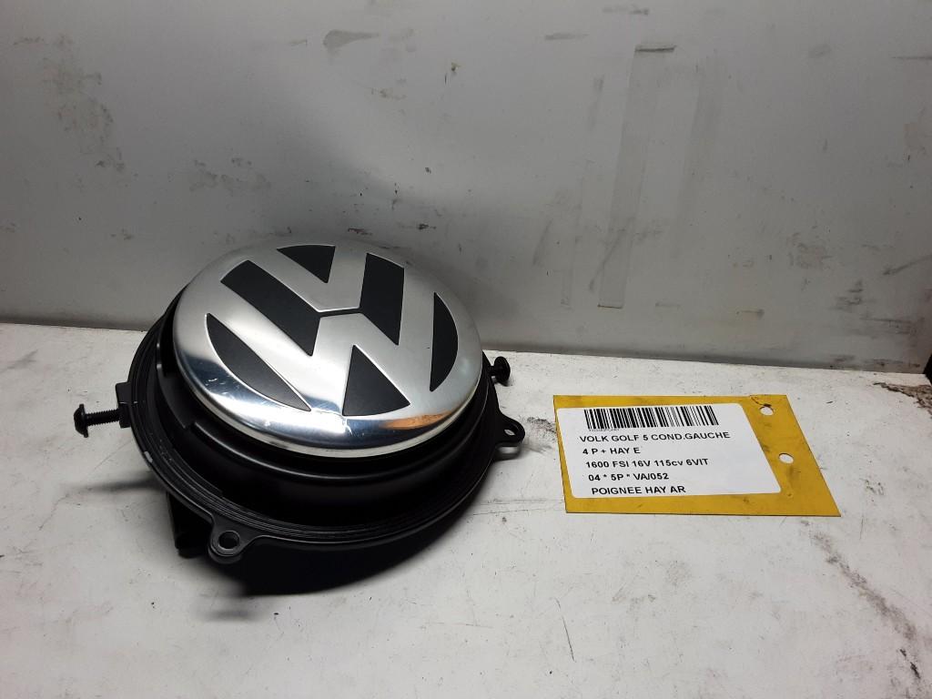 POIGNEE COFFRE / HAYON ARRIERE Golf V (1K1) (1K0827469C), Autos : Pièces & Accessoires, Volkswagen, Mevr. I. Hauben, Utilisé, Rue de l'Espoir 34 34
4030  GRIVEGNÉE, BE