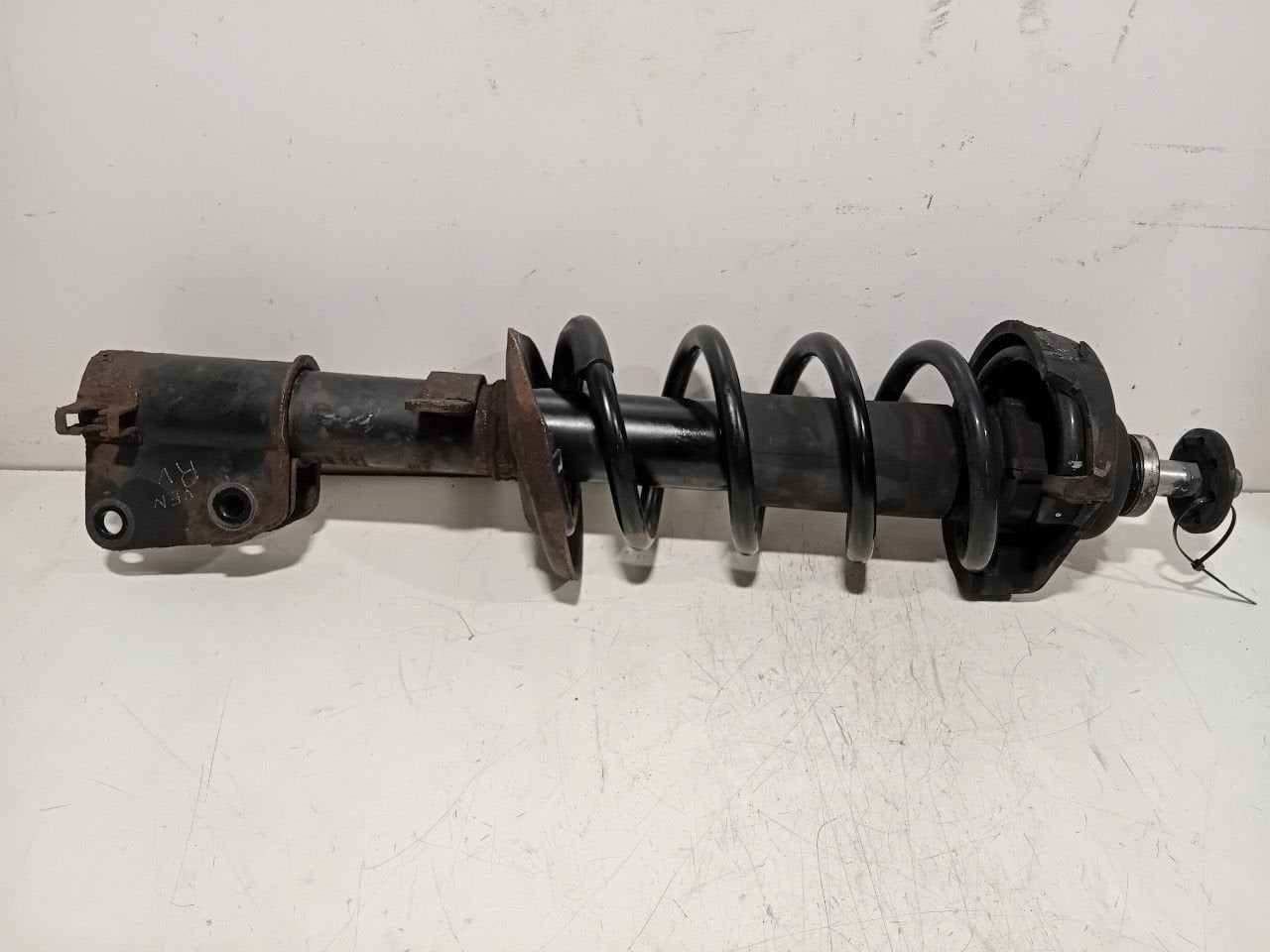 Veerpoot rechts voor Opel Vivaro, Onderdelen@venauto.nl, Van der Ven Autorecycling B.V., Gebruikt, Ettenseweg 76, 4706 PB Roosendaal, The Netherlands