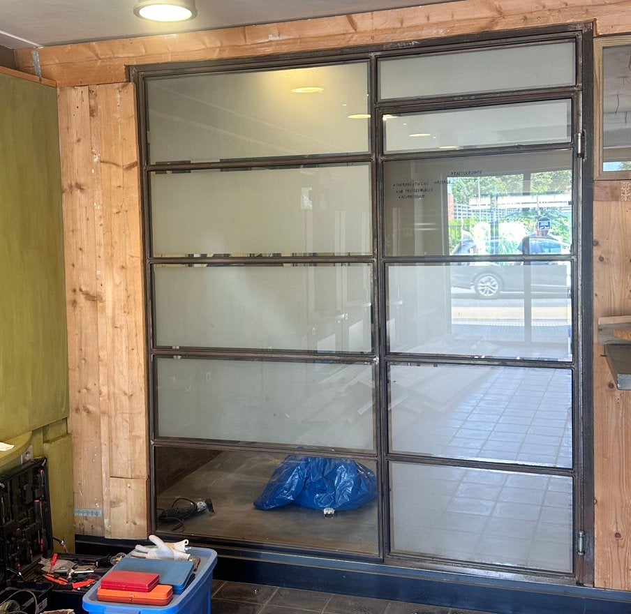 Glazen wand en deur in stalen frame, Ophalen, Gebruikt, 120 cm of meer, Binnendeur