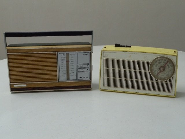 Vintage Radio's te Koop (2), Ophalen of Verzenden, Gebruikt, Radio