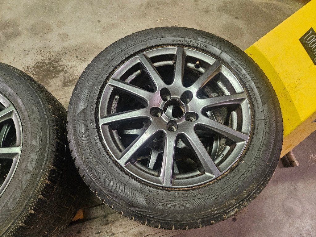 Alfa 156 – 16” lichtmetalen velgen met winterbanden, Autos : Pièces & Accessoires, Enlèvement ou Envoi, 16 pouces, Véhicule de tourisme