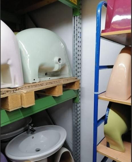 vintage wastafel lavabo reseda november 1975, Doe-het-zelf en Bouw, Sanitair, Nieuw, Wastafel, Steen, Ophalen