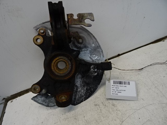 MOYEU DE ROUE AVANT DROIT 308 (L3 / L8 / LB / LH / LP), Utilisé, Peugeot