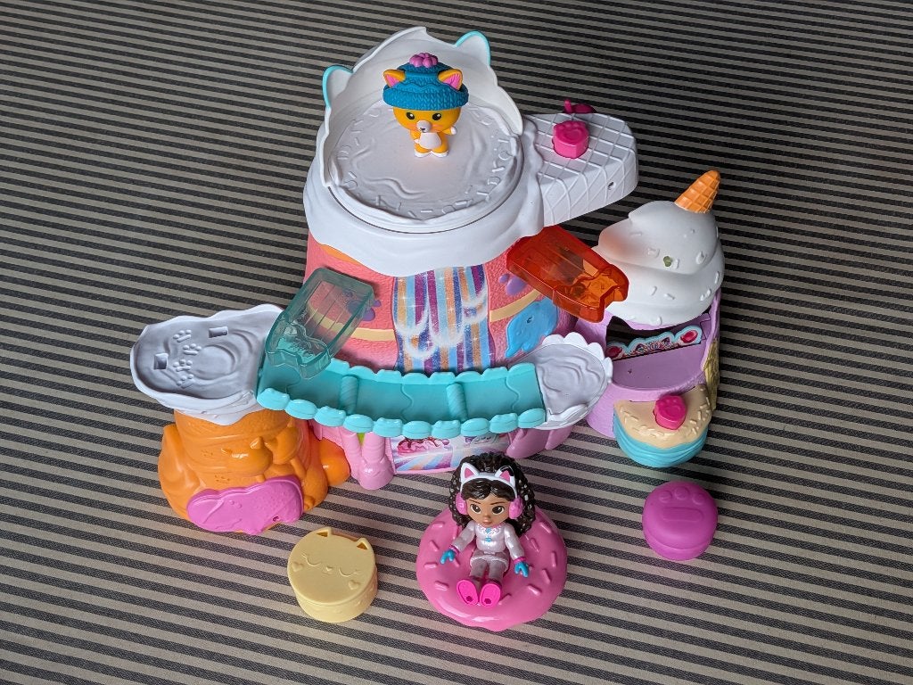 Gabby's popenhuis, Ophalen of Verzenden, Zo goed als nieuw, Poppenhuis