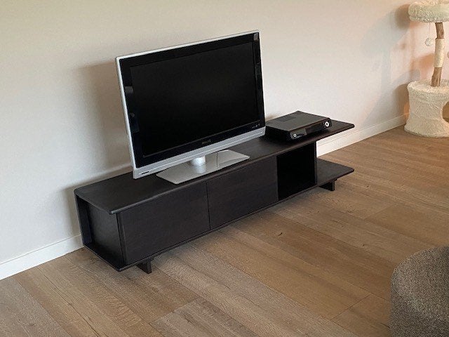 TV kast - massief eik, Maison & Meubles, Armoires | Mobilier de télévision, Neuf, 25 à 50 cm, Moins de 100 cm, 150 à 200 cm