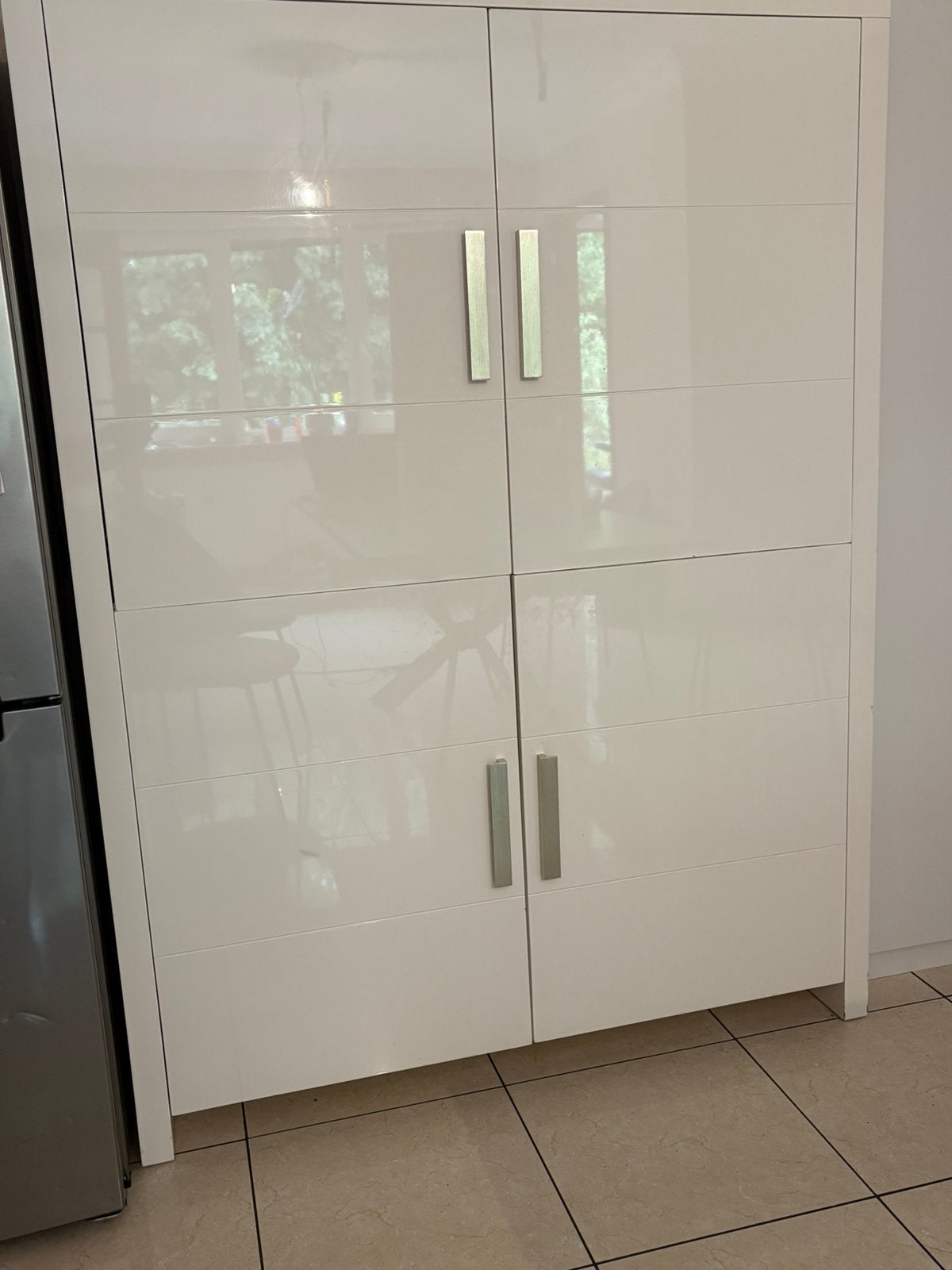 Witte kast, Enlèvement, Comme neuf