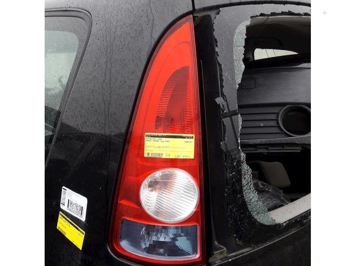 Feu arrière gauche d'un Renault Espace, -, Renault, -, 3 mois de garantie