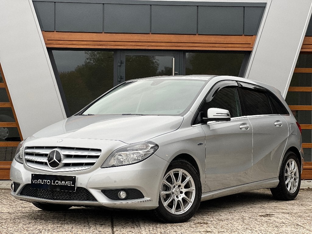 Mercedes B180d - AUTOMAAT - 46000KM - GARANTIE, Auto's, Stof, https://public.car-pass.be/vhr/448b2eea-b143-41ee-8c94-50084b80e052