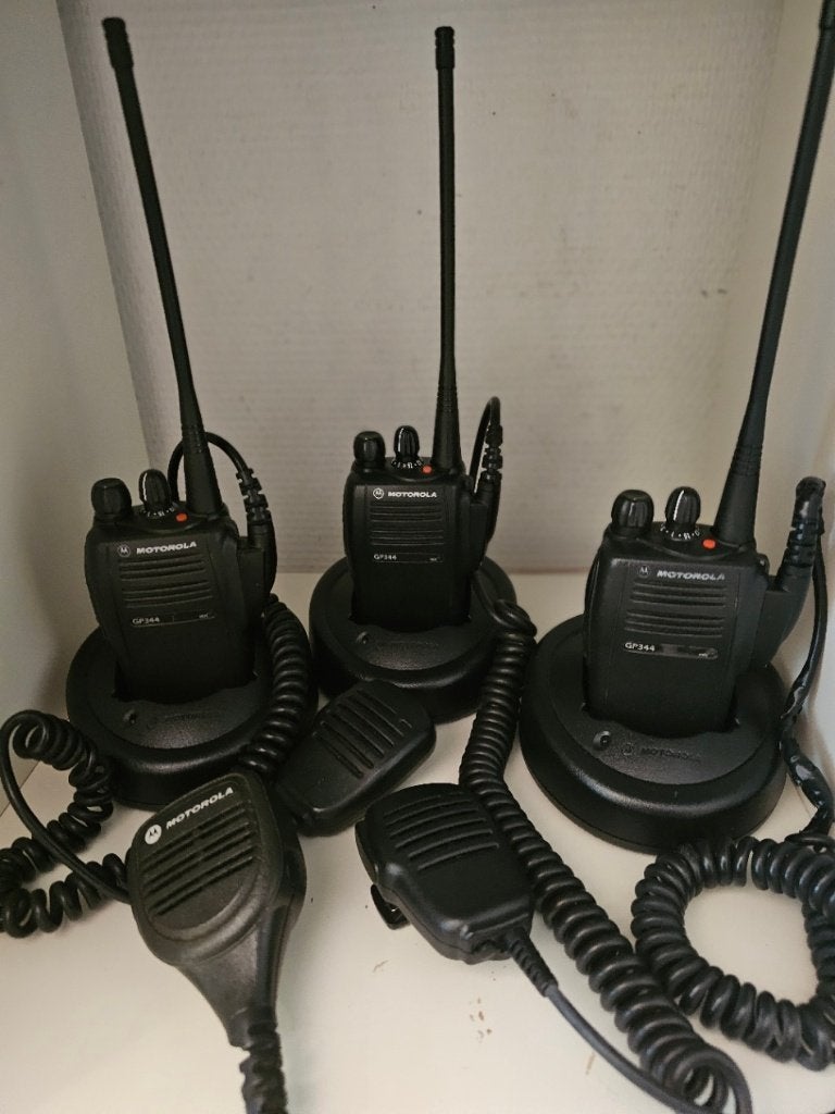 3xMotorola GP344 UHF Portofoons compleet, Telecommunicatie, Ophalen, Zo goed als nieuw, 5 tot 15 km, Portofoon of Walkie-talkie