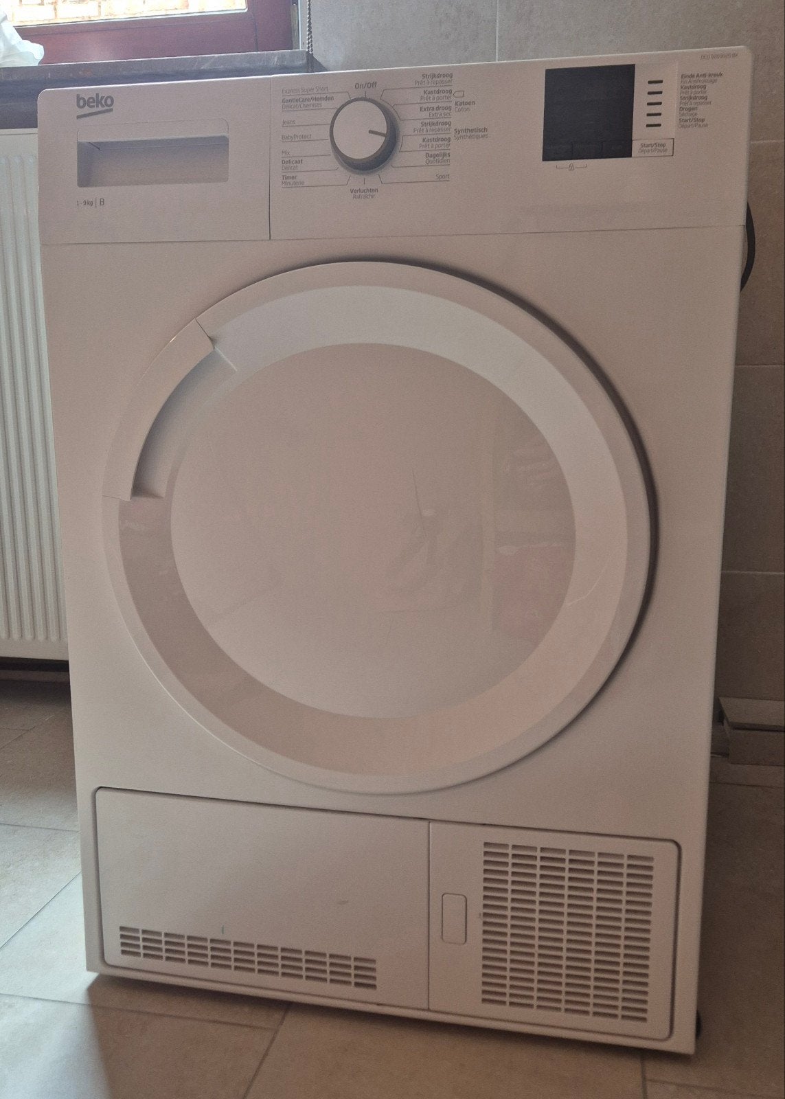 Droogkast Beco 9kg Label B, Elektronische apparatuur, 8 tot 10 kg, Ophalen, Zo goed als nieuw, Condens