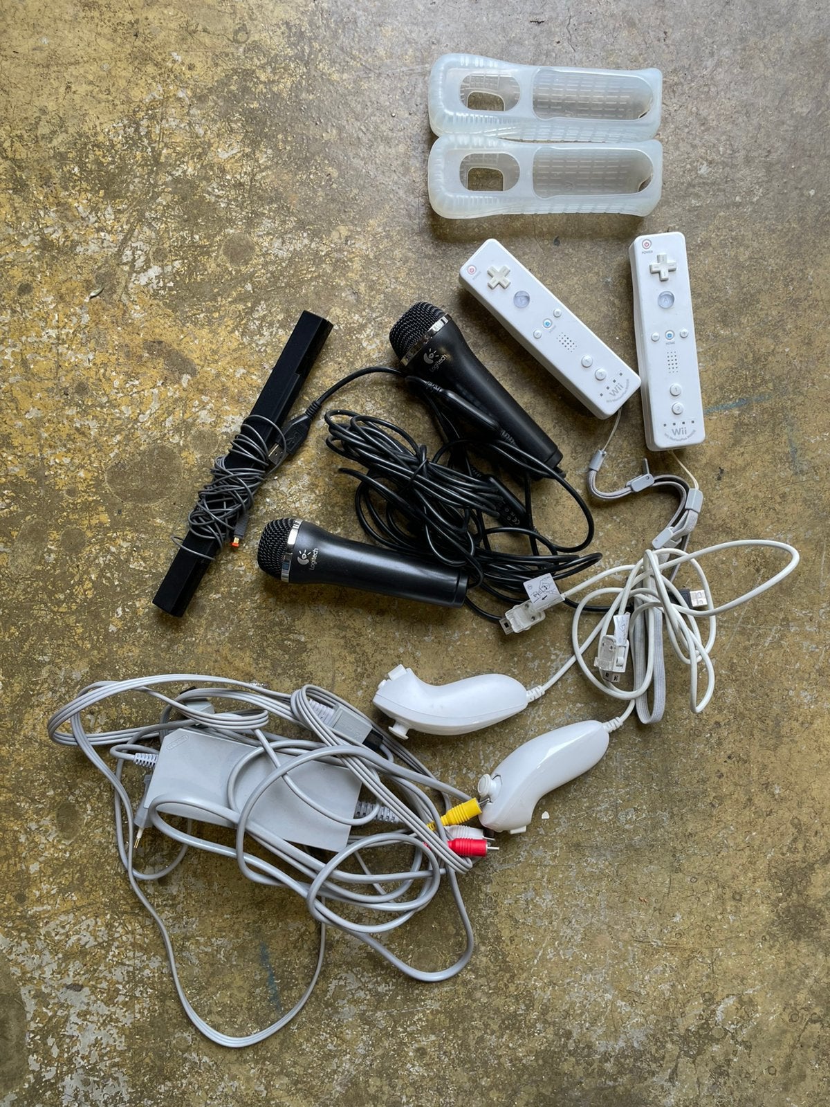 Nintendo Wii player bundle + balance board, Games en Spelcomputers, Spelcomputers | Nintendo Wii, Ophalen, Gebruikt, Met 2 controllers