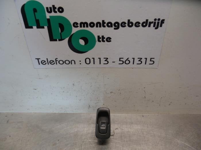 Elektrisch Raam Schakelaar van een Volvo S80, Gebruikt, -, -, Ophalen of Verzenden