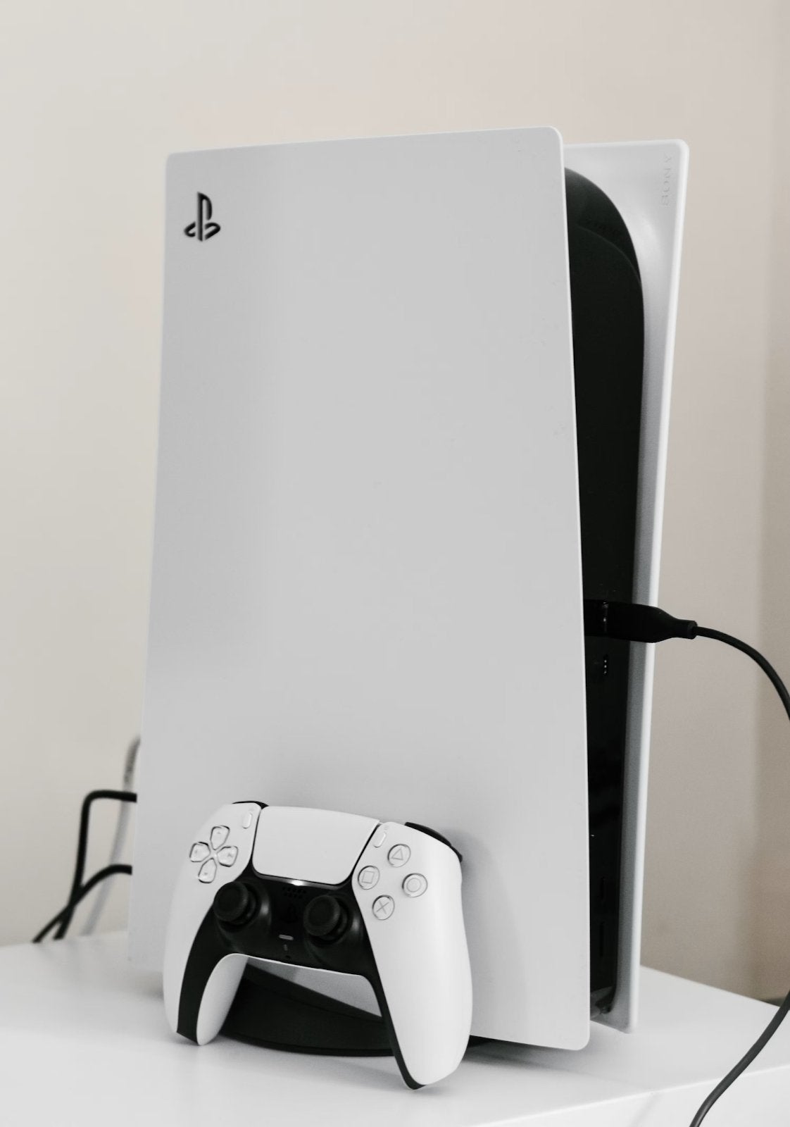 PlayStation 5 1To + 2 manettes & charg. + 2 jeux + SSD 1To, Consoles de jeu & Jeux vidéo, Consoles de jeu | Sony PlayStation 5