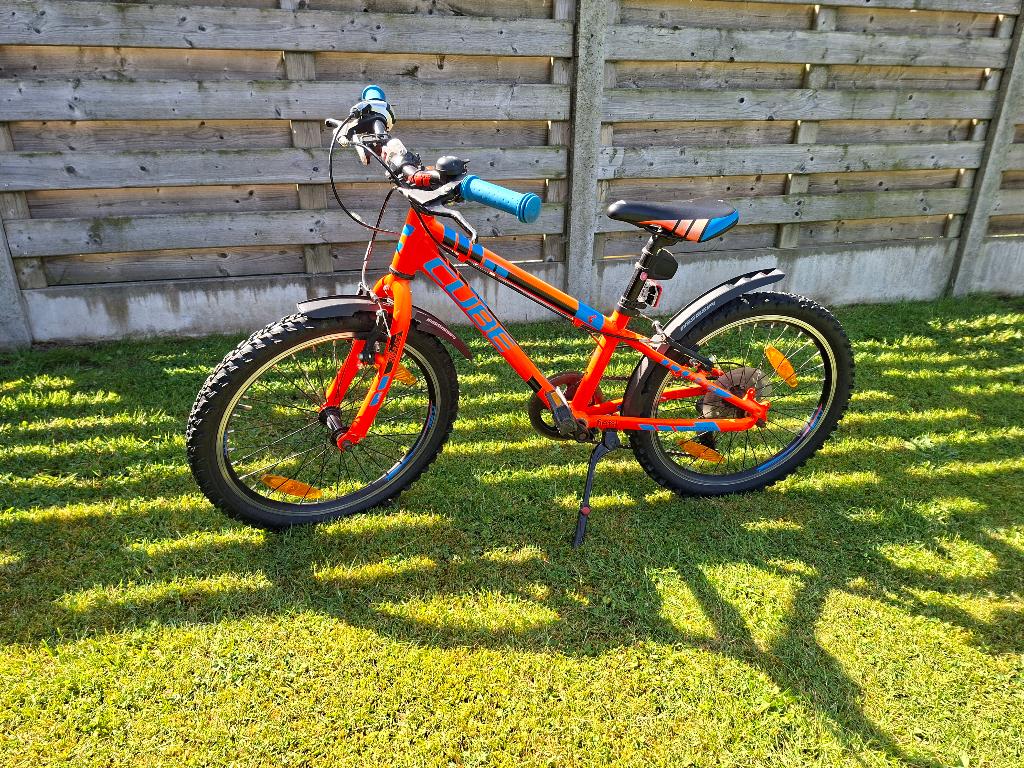 Jongensfiets cube 20 inch, Fietsen en Brommers, Ophalen, Gebruikt, Versnellingen, Cube