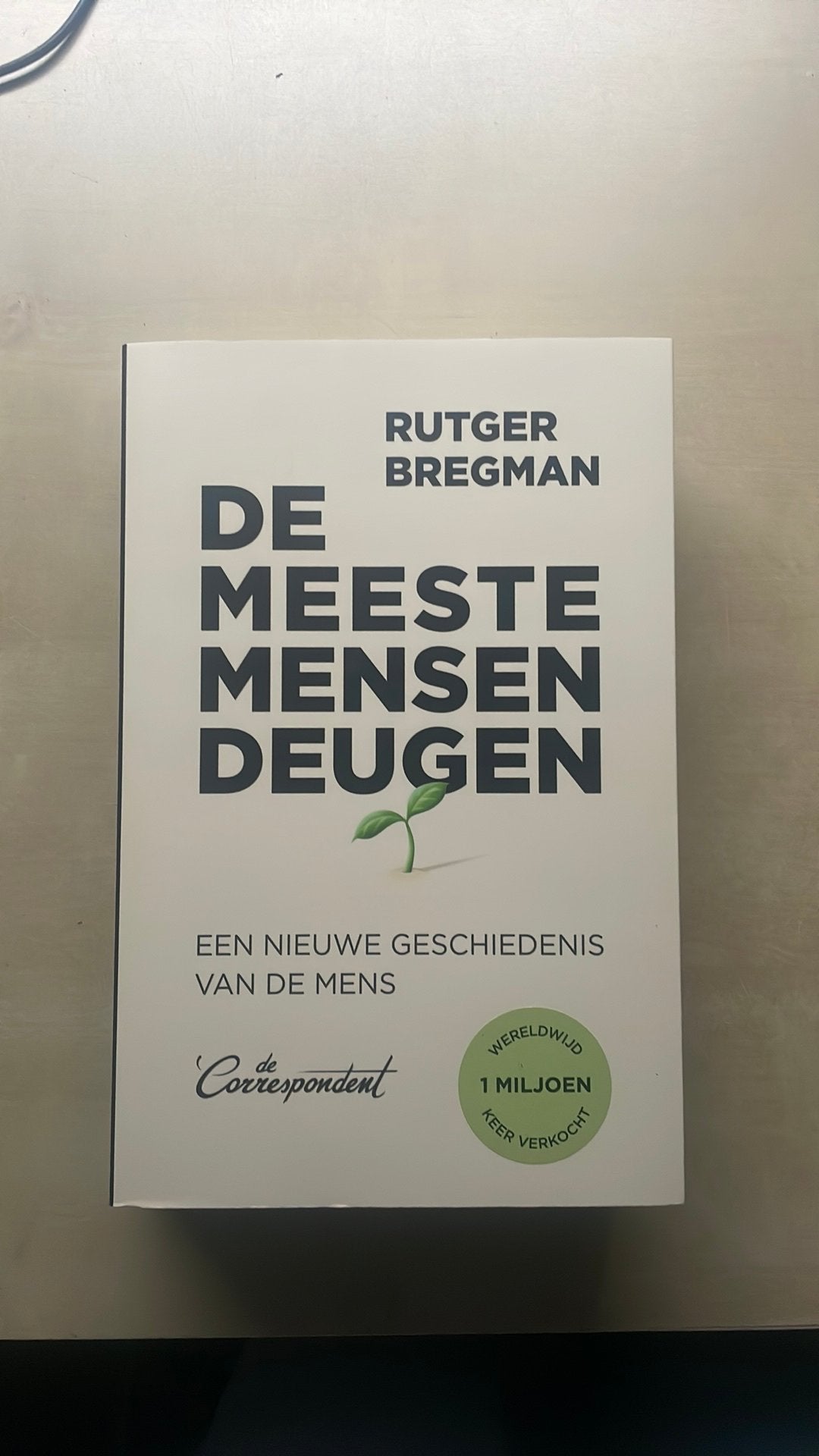 De meeste mensen deugen, Boeken, Ophalen of Verzenden, Zo goed als nieuw, Overige onderwerpen