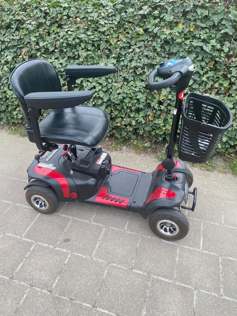Scootmobiel Vermeiren venus 4 sport met luchtbanden, Ophalen, Vermeiren