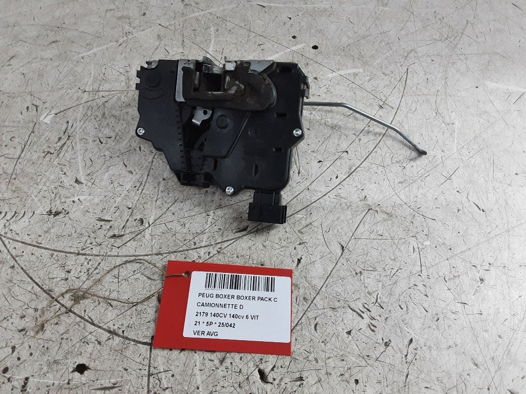 SERRURE DE PORTE AVANT GAUCHE Boxer (U9) (1395270080), Autos : Pièces & Accessoires, Mevr. I. Hauben, Utilisé, Avant, Rue de l'Espoir 34 34
4030  GRIVEGNÉE, BE