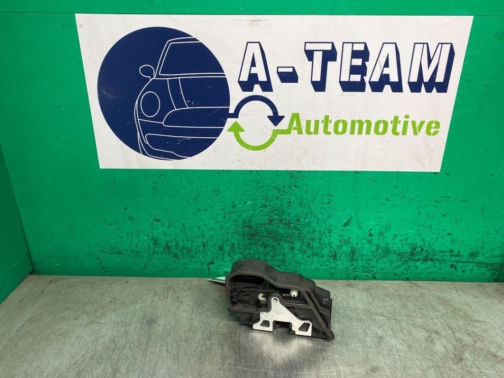 SERRURE DE PORTE RODS ARRIÈRE DROIT 3 serie Touring (F31), Utilisé, BMW, Petuelring 130
80809  München, DE, Bayerische Motoren Werke AG