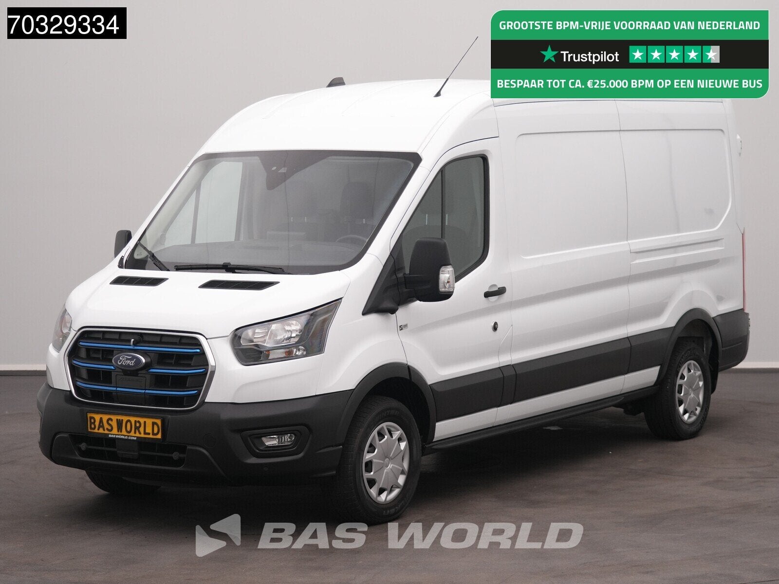 Ford e-Transit 184pk L3H2 L3 Elektrisch 68kWh 317km WLTP Nav, Auto's, Bestelwagens en Lichte vracht, Automaat, Stof, Gebruikt