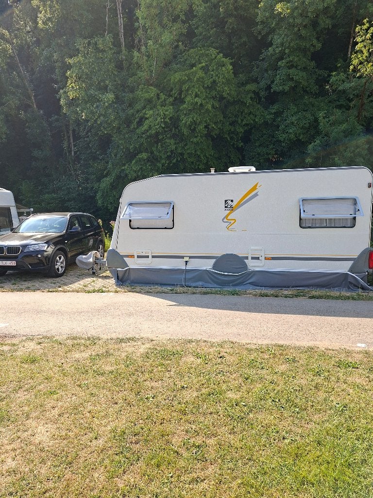 Caravan Knaus, Caravanes & Camping, Caravanes, Particulier, jusqu'à 5, 1000 - 1250 kg, Autre, Knaus, 2 lits séparés, Autre types