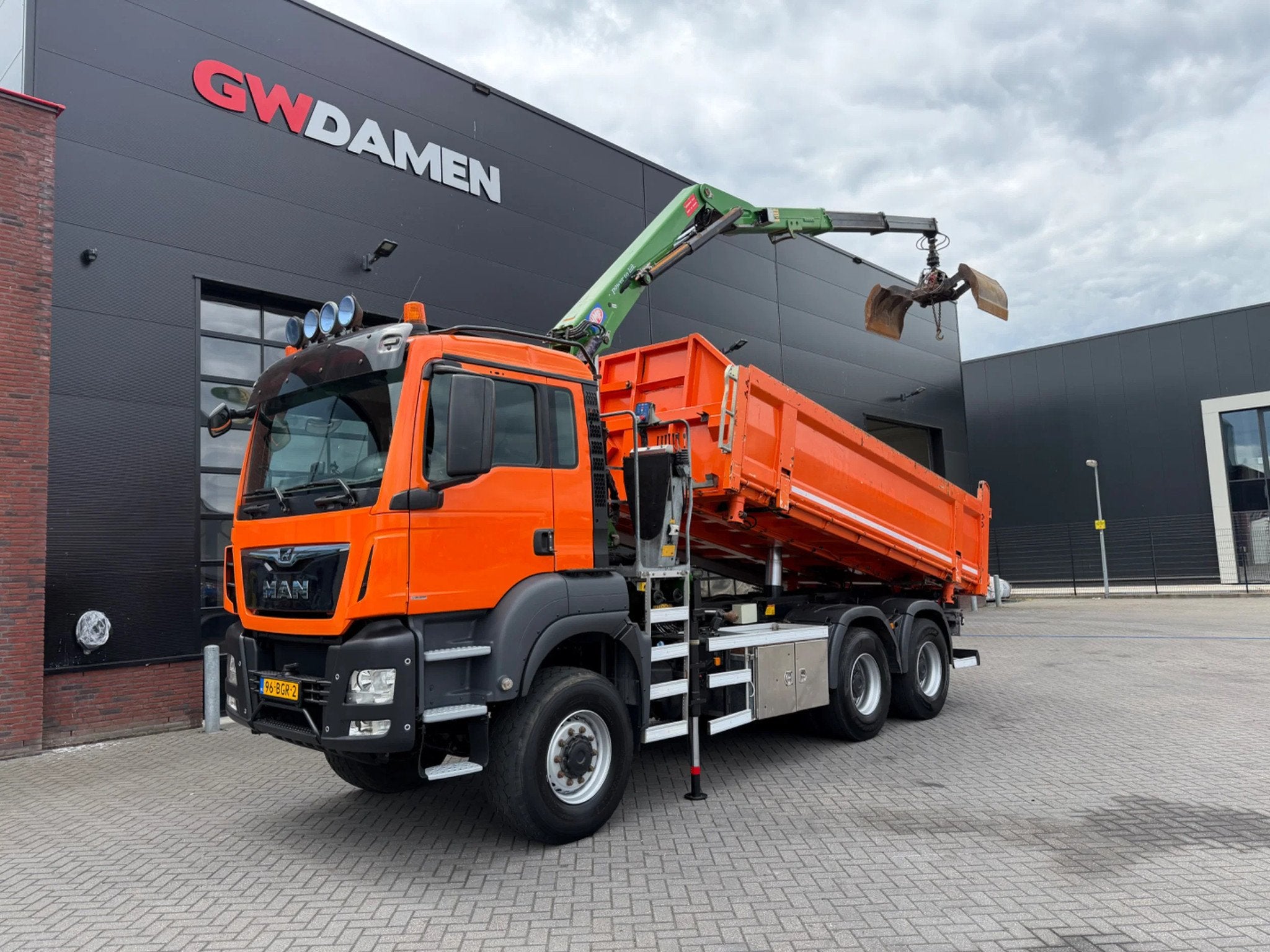 MAN TGS 26.400 6x6 Kipper / Z kraan Euro 6 (bj 2015), Automaat, 400 pk, Euro 6, Overige kleuren