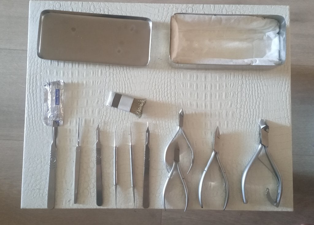 pinces instruments pédicure manu, Enlèvement, Comme neuf
