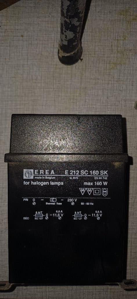 Tranfo Erea 230 V - 12 V, Maison & Meubles, Halogène, Synthétique, Enlèvement, Utilisé