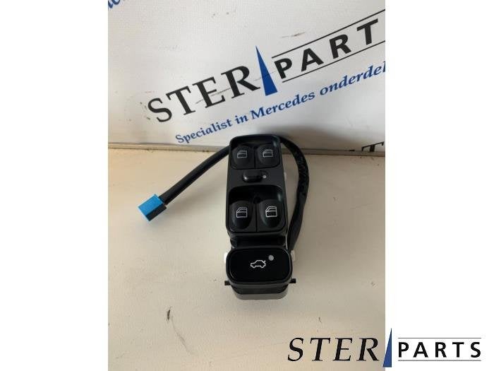 Commutateur vitre électrique d'un Mercedes C-Klasse, Neuf, 3 mois de garantie, -, -