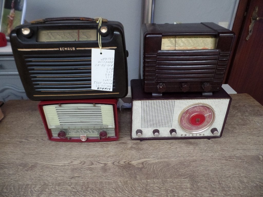 CESSATION DE COLLECTION RADIO VINTAGE ( cause d age ), Antiek en Kunst, Ophalen