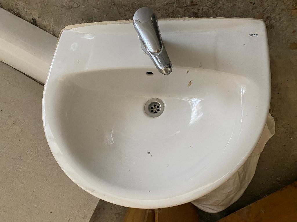 Lavabo sur pied avec robinet, Bricolage & Construction, Sanitaire, Enlèvement, Utilisé, Lavabo