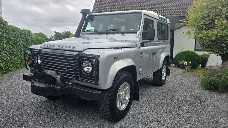 Land Rover Defender Td4, Autos, 90 kW, Argent ou Gris, Achat, 2400 cm³