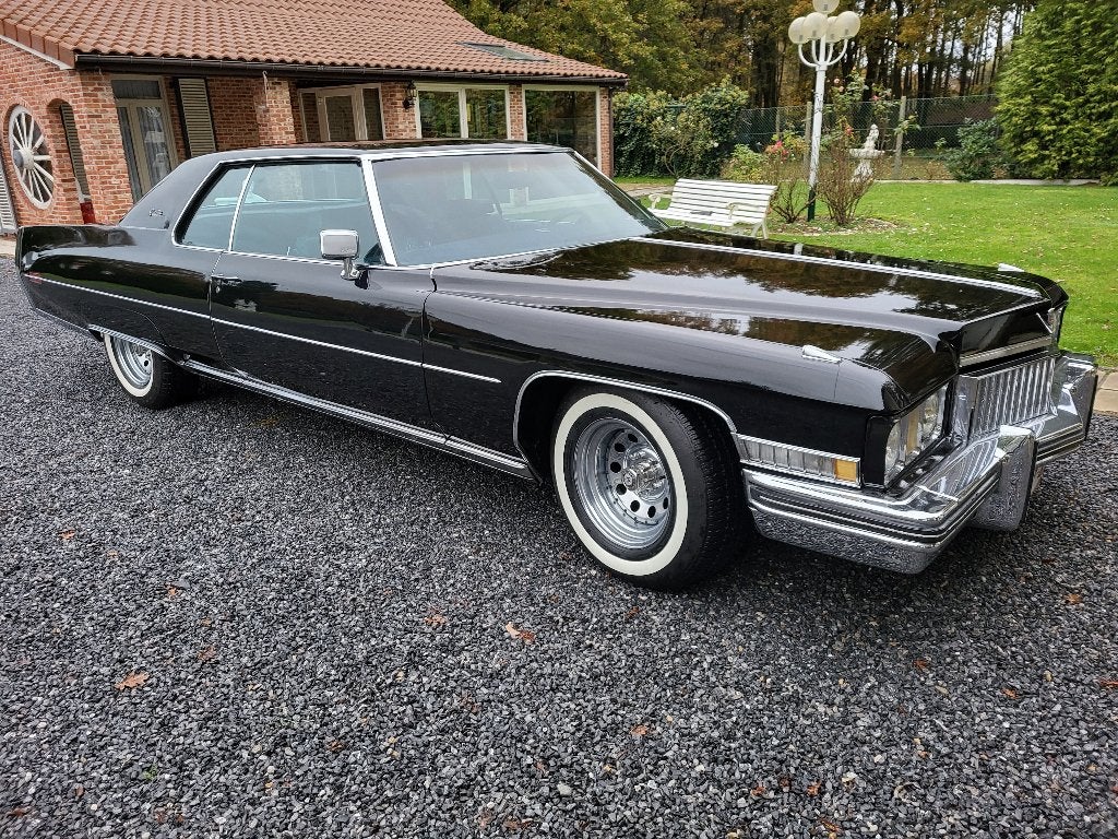 Cadillac coup de ville bj 1972, Autos, Cadillac, Particulier, Coupe de Ville, LPG, Coupé, 2 portes, Automatique, Noir, Bleu, Velours
