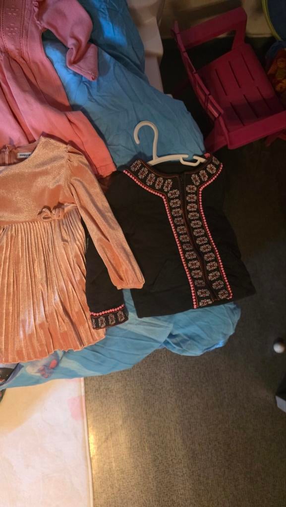Vêtements fille, Ophalen
