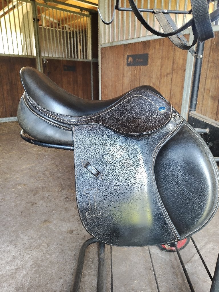 Zadel, Animaux & Accessoires, Chevaux & Poneys | Selles, Comme neuf, Obstacle, Enlèvement