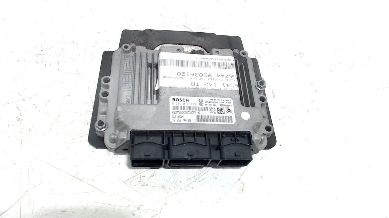 Computer motormanagement Peugeot 3008, Onderdelen@venauto.nl, Van der Ven Autorecycling B.V., Citroën, Ettenseweg 76, 4706 PB Roosendaal, The Netherlands