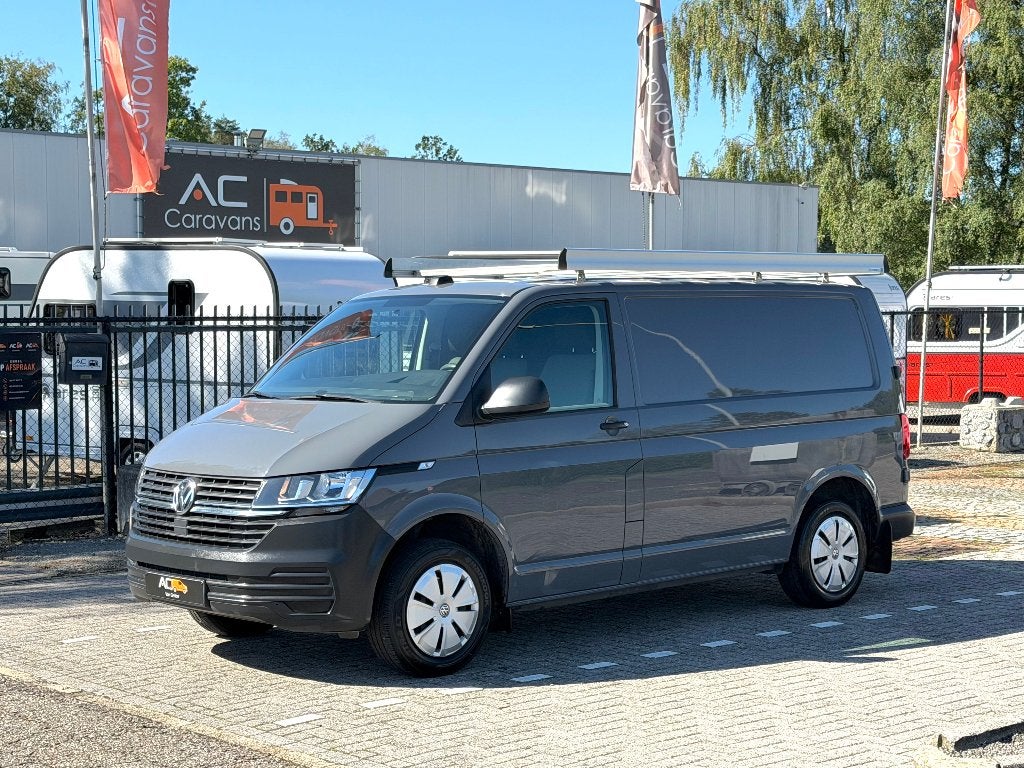 ✅VW T6.1 Transporter 2.0TDI Airco/Navi/GARANTIE/Cruise/Trek., Auto's, Voorwielaandrijving, Dealer onderhouden, Stof, Euro 6