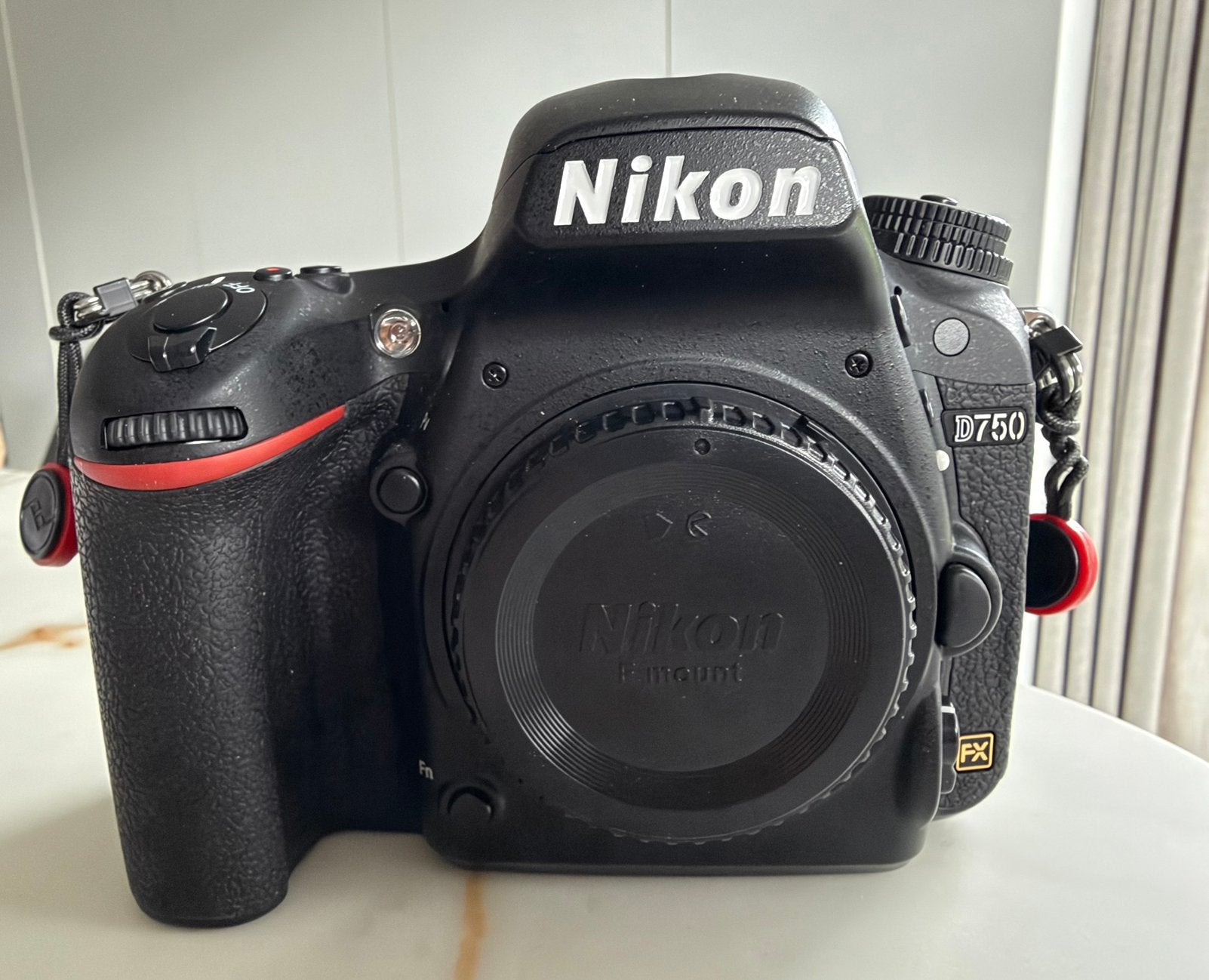 Nikon D750 body met slechts 3900 clicks, Audio, Tv en Foto, Ophalen, Spiegelreflex, Zo goed als nieuw, 24 megapixels