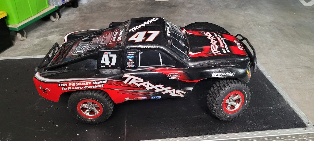 Le rire de Traxxas, Échelle 1:10, Voiture off road, Comme neuf, Enlèvement